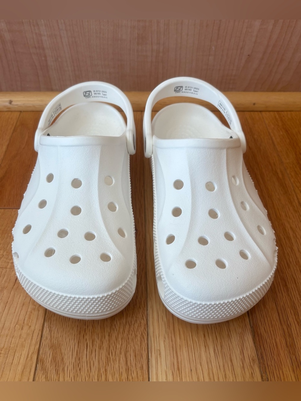 Crocs Baya Clogs White Mens 6 Womens 8 Slip On Casual Shoes New